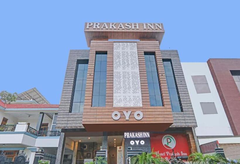 Oyo 11666 Hotel Prakash Inn