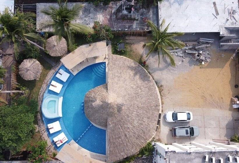 Fotos del hotel Ashly Loma Larga:  2