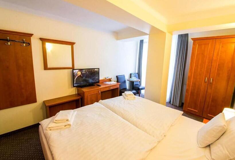 Fotos del hotel Villa Anna Lisa:  2