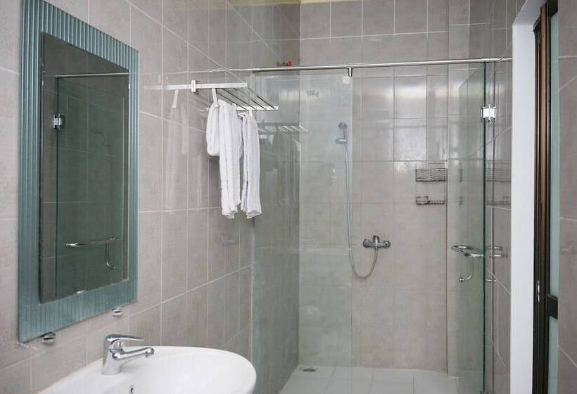 Fotos del hotel Oyo 2291  Bahagia:  25