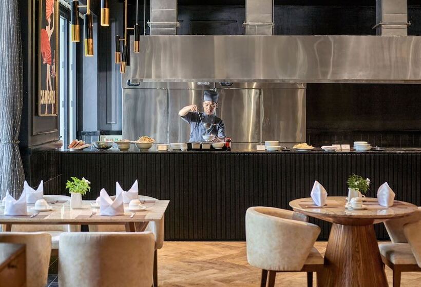 Fotos del hotel Ravatel Inn:  21