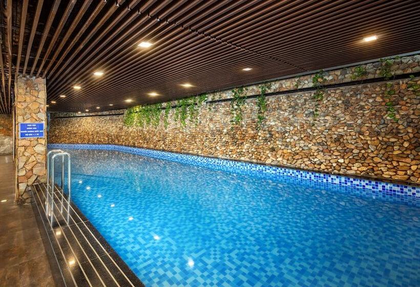 Fotos del hotel Ravatel Inn:  13