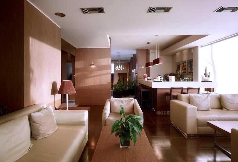 Fotos del hotel Irida:  10