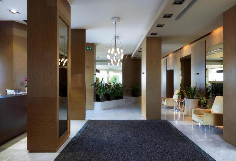 Fotos del hotel Irida:  22