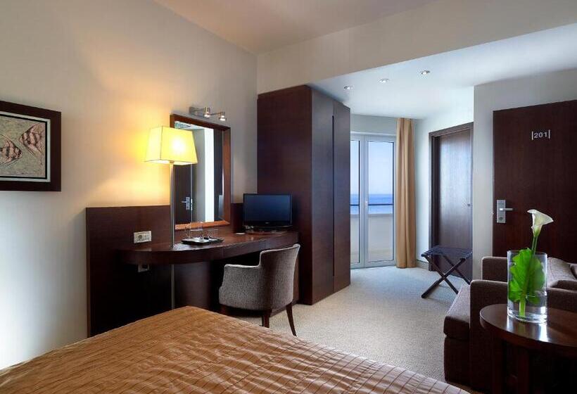 Fotos del hotel Irida:  9