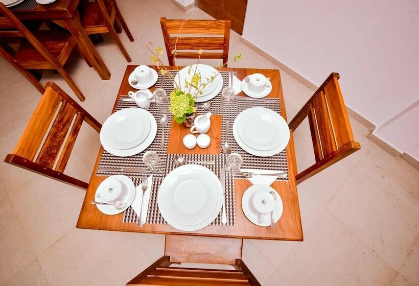 Fotos del hotel Top Terrace Cottage:  16