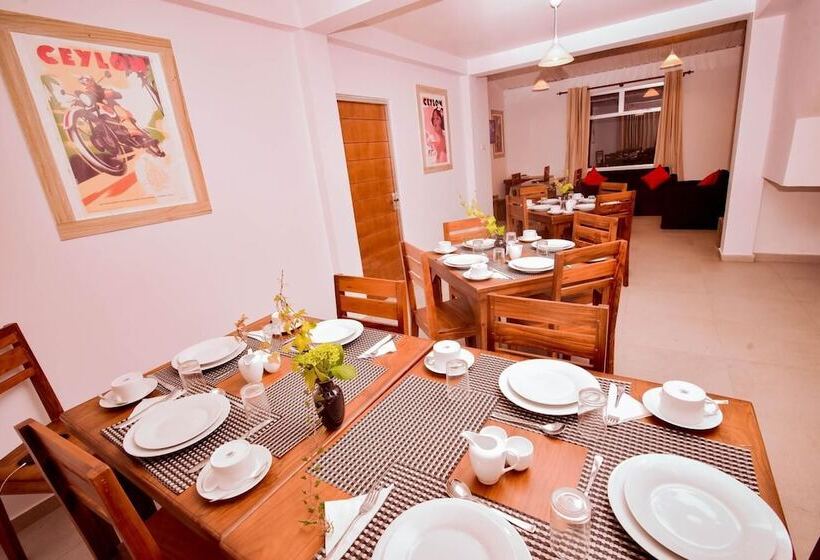 Fotos del hotel Top Terrace Cottage:  22