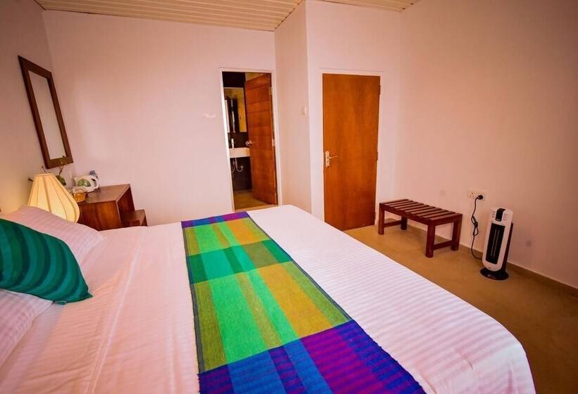 Fotos del hotel Top Terrace Cottage:  6