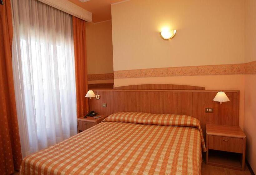 Fotos del hotel Smeraldo:  8