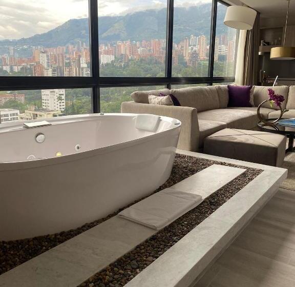 York Luxury Suites Medellin