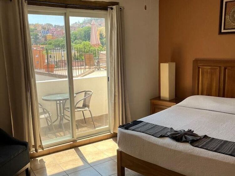 Fotos del hotel Jardín Cantador:  3