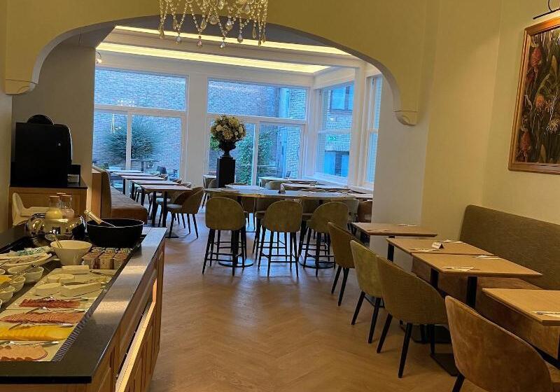 Fotos del hotel Du Théâtre:  21