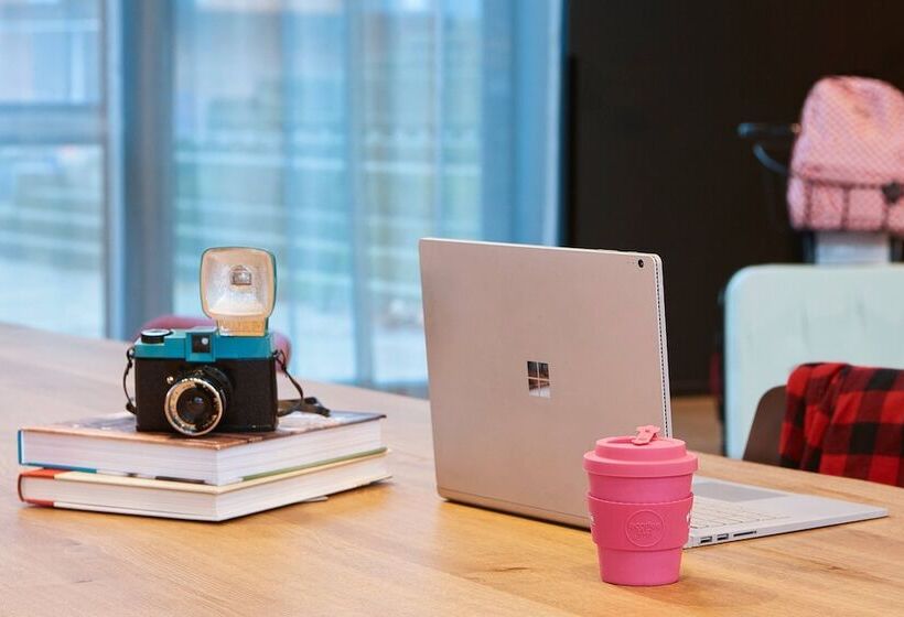 Fotos del hotel Moxy Chester:  16