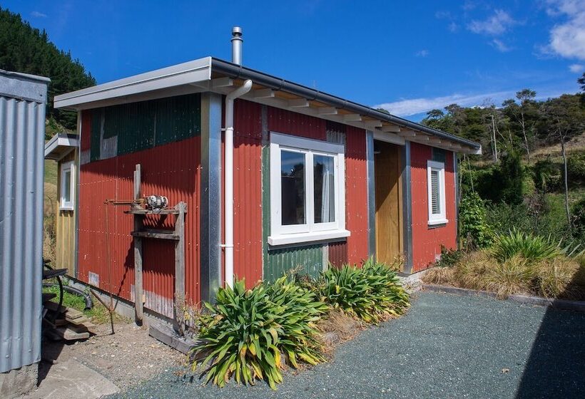 The Pear Orchard Lodge