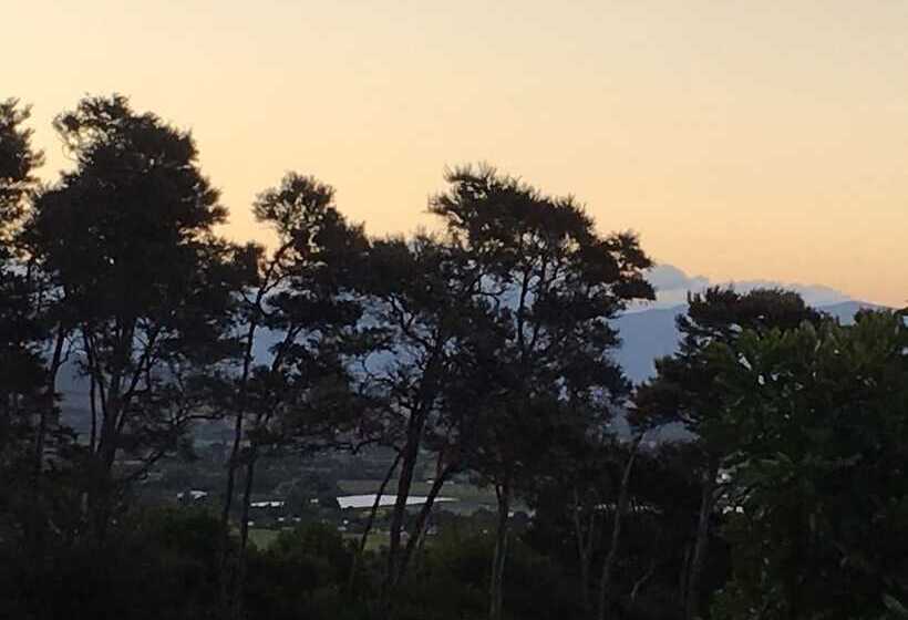 Fotos del hotel The Pear Orchard Lodge:  19