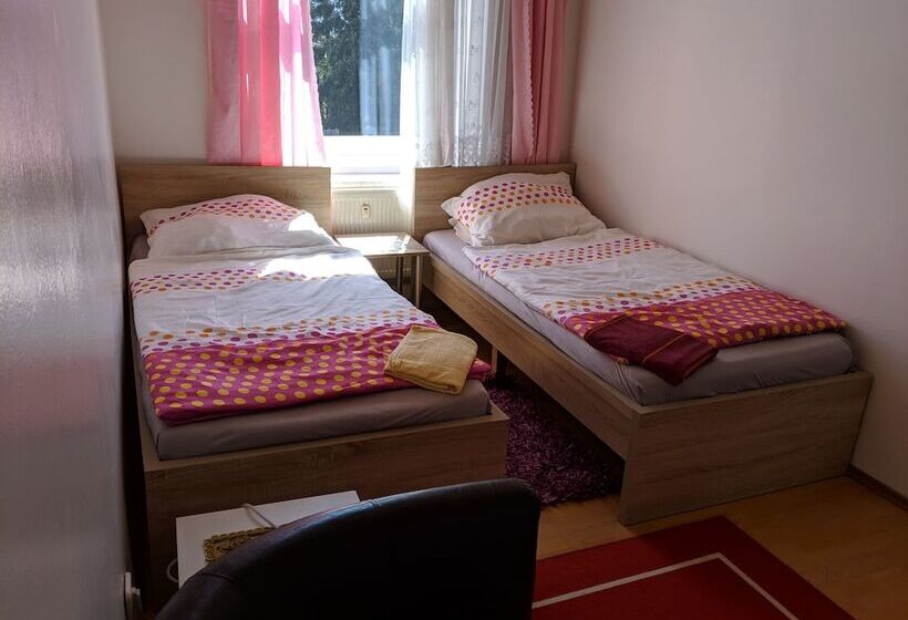 Fotos del hotel Abdalla Apartments:  13