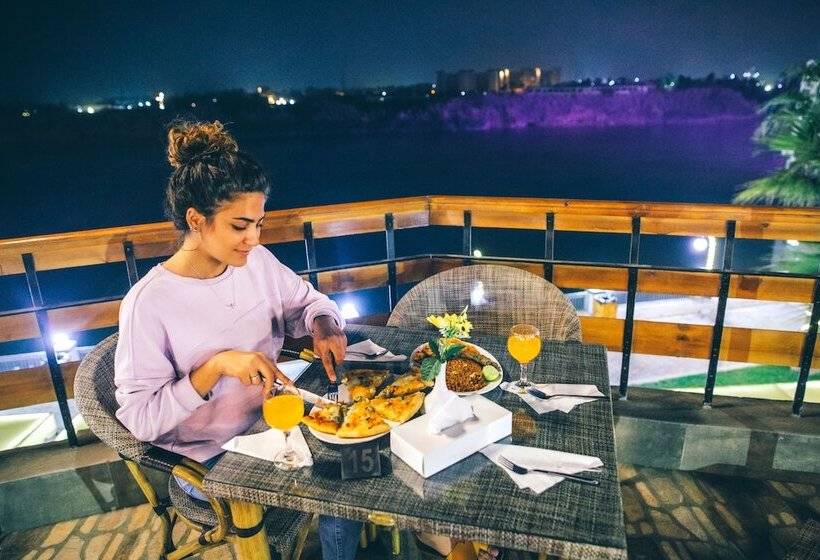 Fotos del hotel Jewel Maadi Cabins And Club:  7