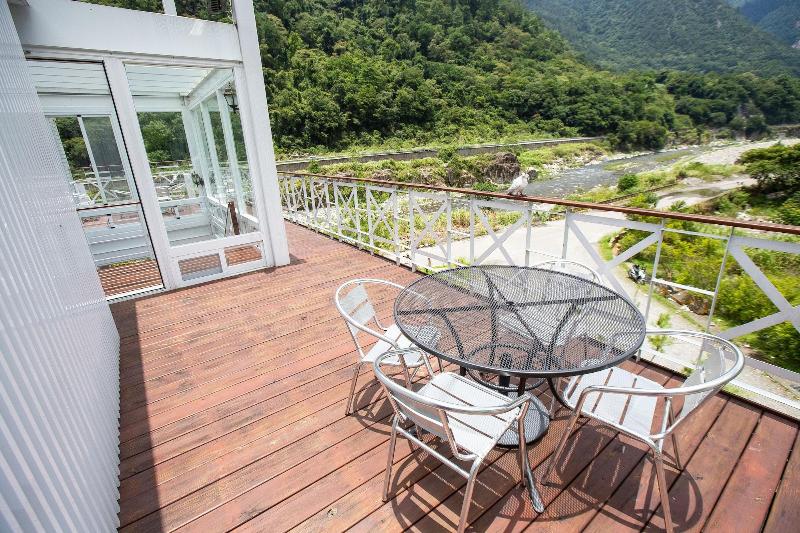 Songhe Shanshuei B&b