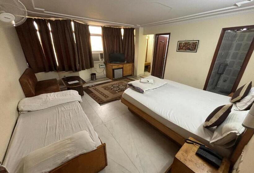 Fotos del hotel Oyo 78478  Siddhi Vinayak:  21