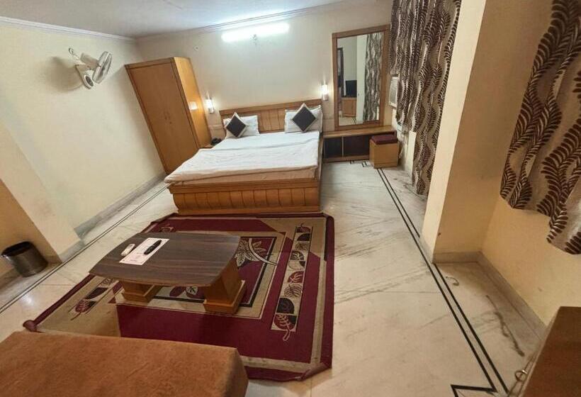 Fotos del hotel Oyo 78478  Siddhi Vinayak:  16