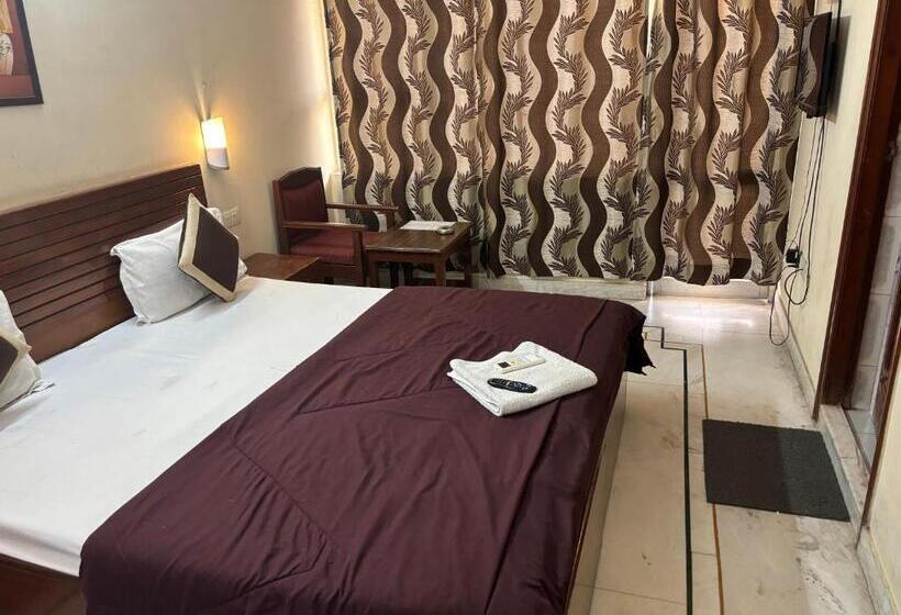 Fotos del hotel Oyo 78478  Siddhi Vinayak:  13