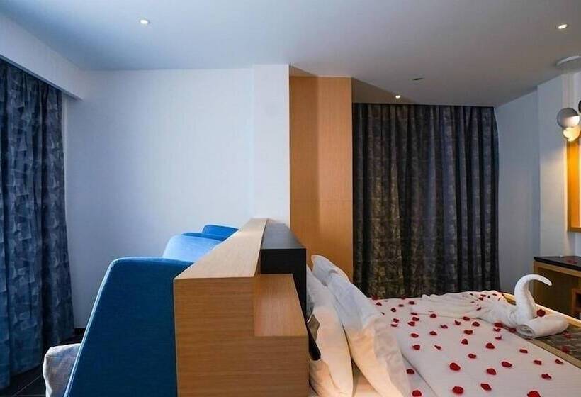 Fotos del hotel Tsr Seafront:  7