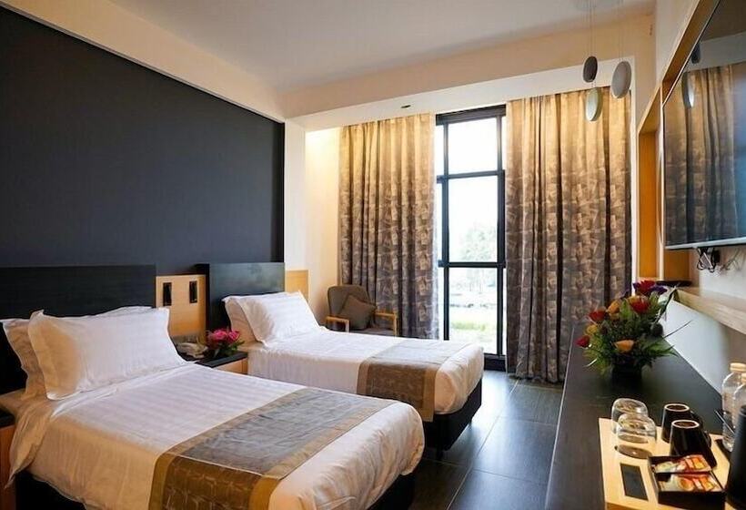 Fotos del hotel Tsr Seafront:  13