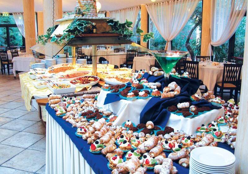 Fotos del hotel Club Esse Palmasera Resort  - Il Borgo:  4