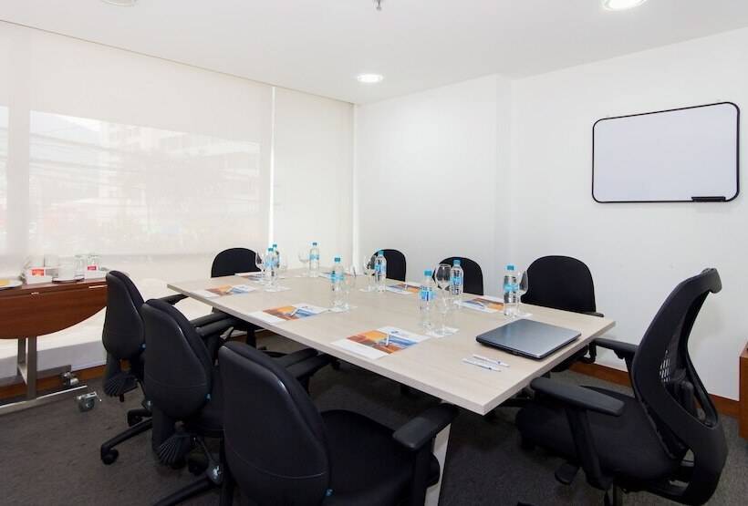 Fotos del hotel 9d:  6