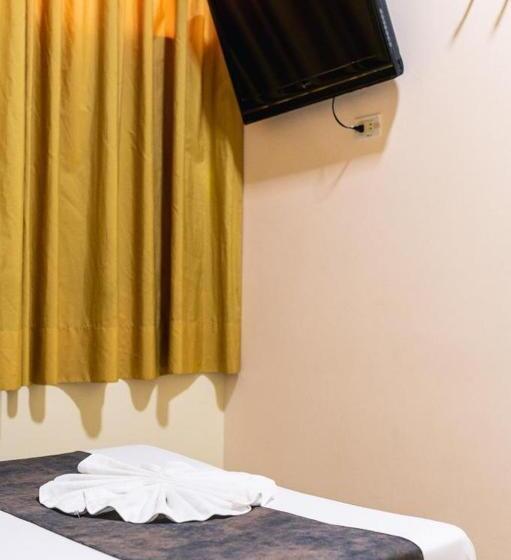 Fotos del hotel Calle Real Medellin:  8