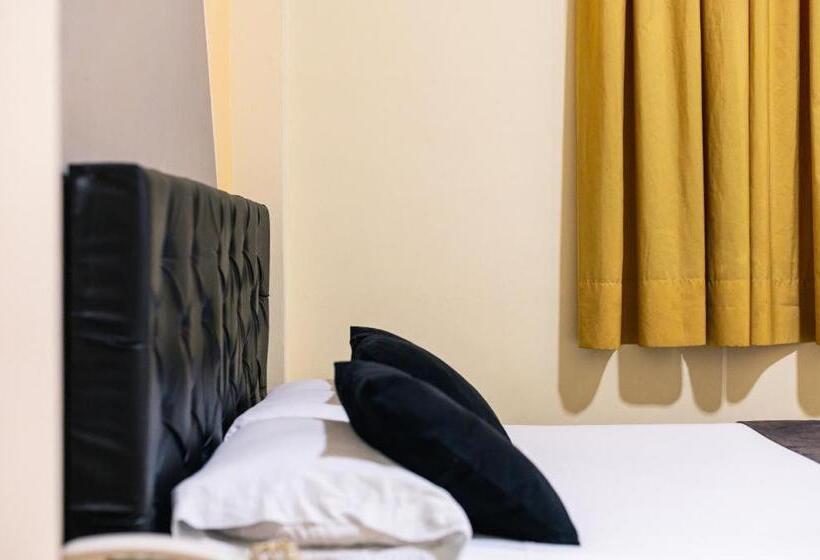 Fotos del hotel Calle Real Medellin:  24