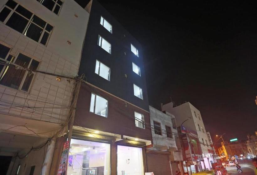 Capital O 406  Venkat Presidency