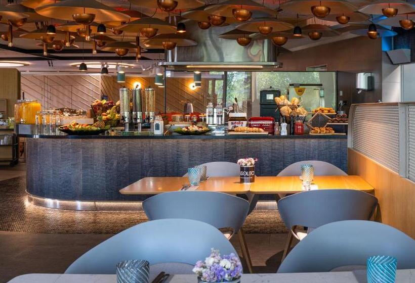 Fotos del hotel Ibis Styles Madrid City Las Ventas:  10