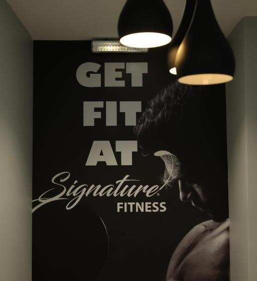 Fotos del hotel Signature:  16