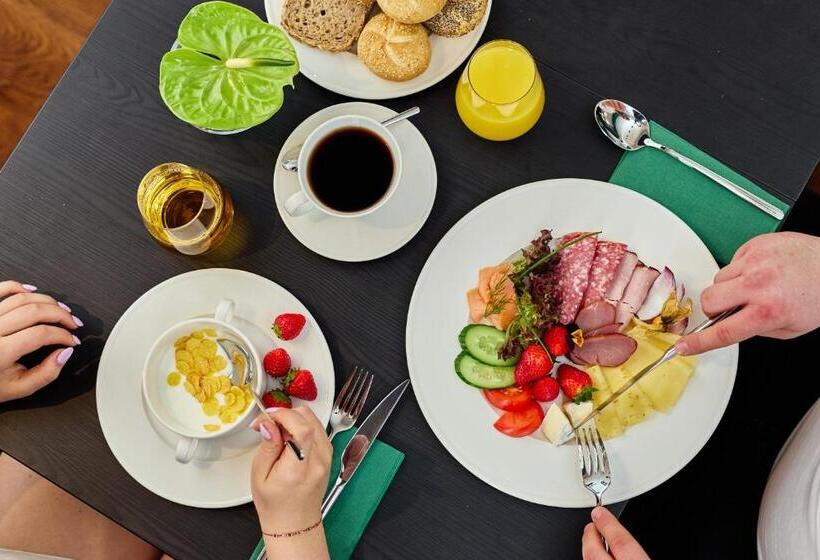 Fotos del hotel Liberte 33:  8