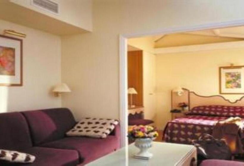 Fotos del hotel Suites Unic Renoir Saint-germain:  10