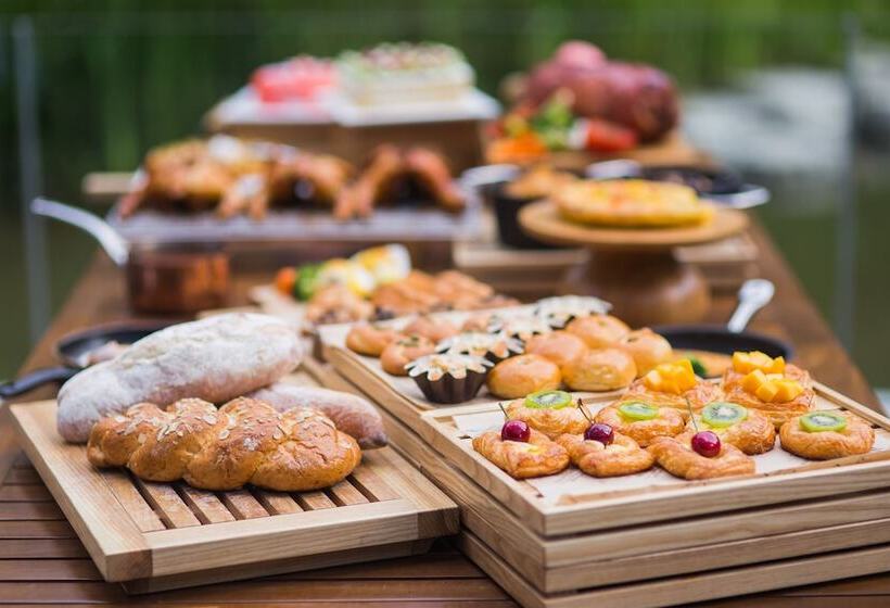 Fotos del hotel Renaissance Nanjing Olympic Centre:  16