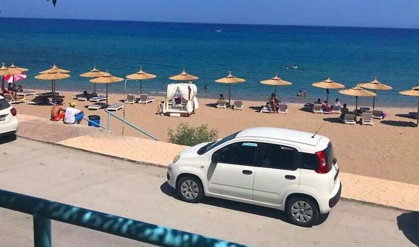 Fotos del hotel Delfini Beach  & Suites:  4