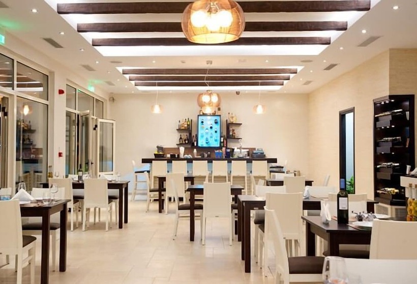 Fotos del hotel Delfini Beach  & Suites:  3