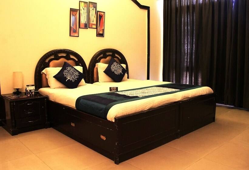 Fotos del hotel Oyo Rooms Near Akashneem Marg:  12