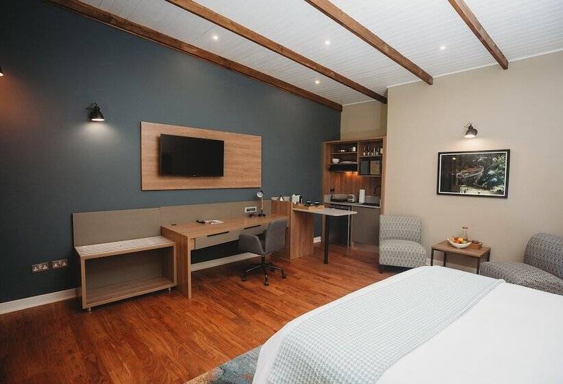 Fotos del hotel Sandalwood Lodge:  9