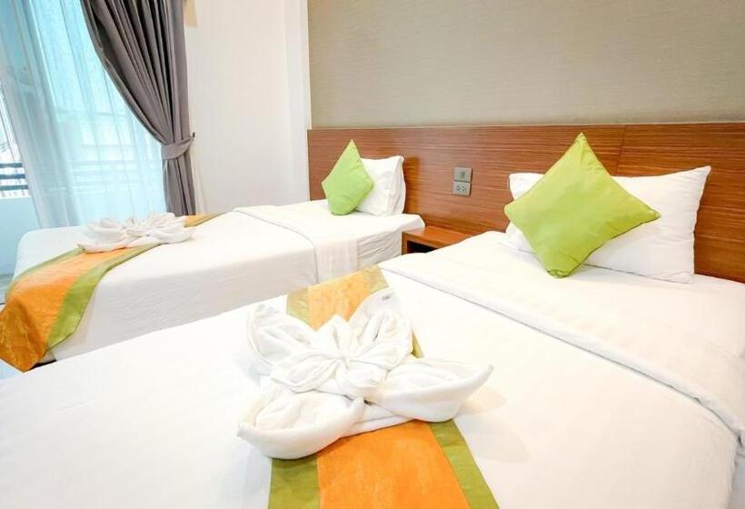 Fotos del hotel The S.g:  16