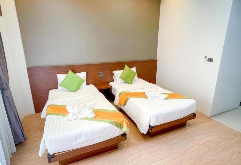 Fotos del hotel The S.g:  18