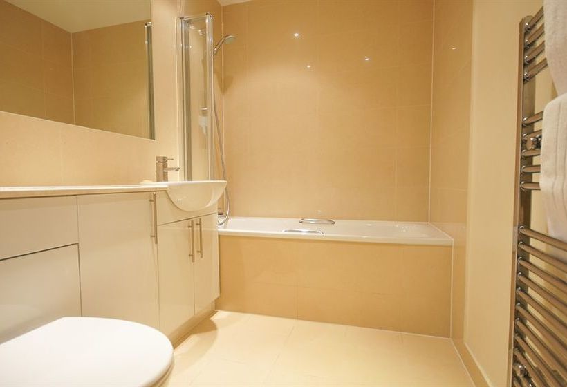 Fotos del hotel Crompton Court Apartments:  14