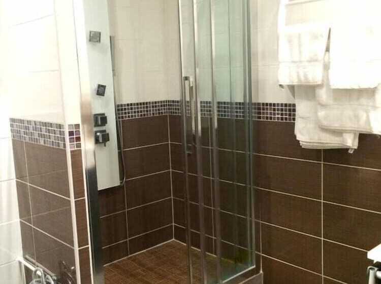 Fotos del hotel Hôtel Paris Gambetta:  9