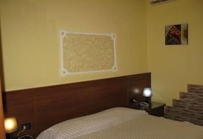 Fotos del hotel Pensione Enea:  16