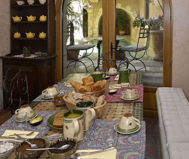 Fotos del hotel Un Mas En Ville:  4