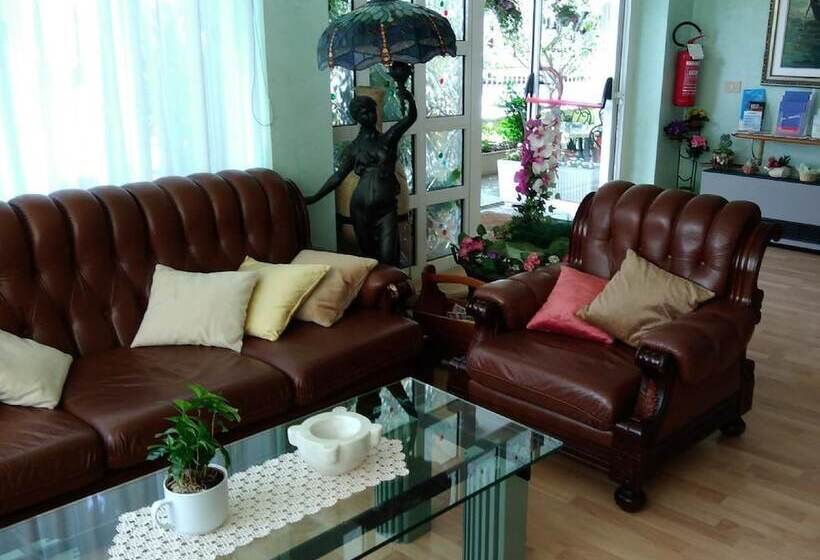 Fotos del hotel Meublè Villa Patrizia:  13