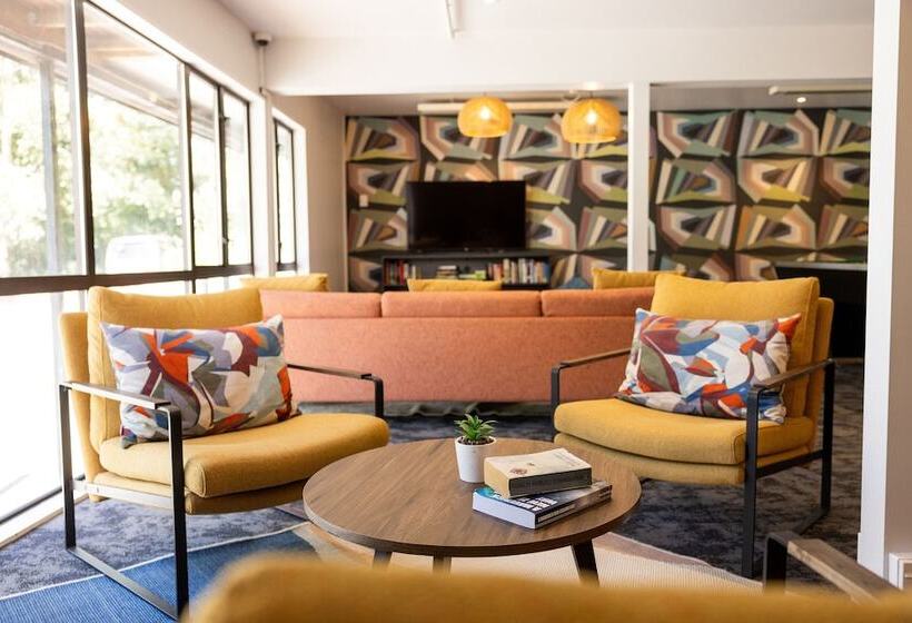 Yha Queenstown Lakefront