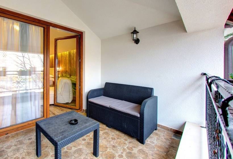 Fotos del hotel Villa Cardak:  2